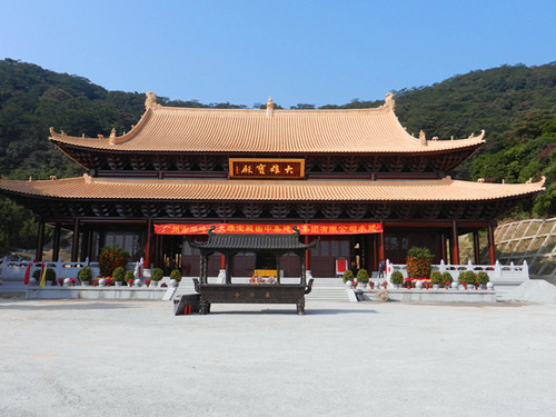  p data-id="go0mgl9orn">华峰寺[huáfēng sì] 位于广州市黄埔区