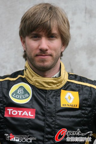 尼克·海德费尔德