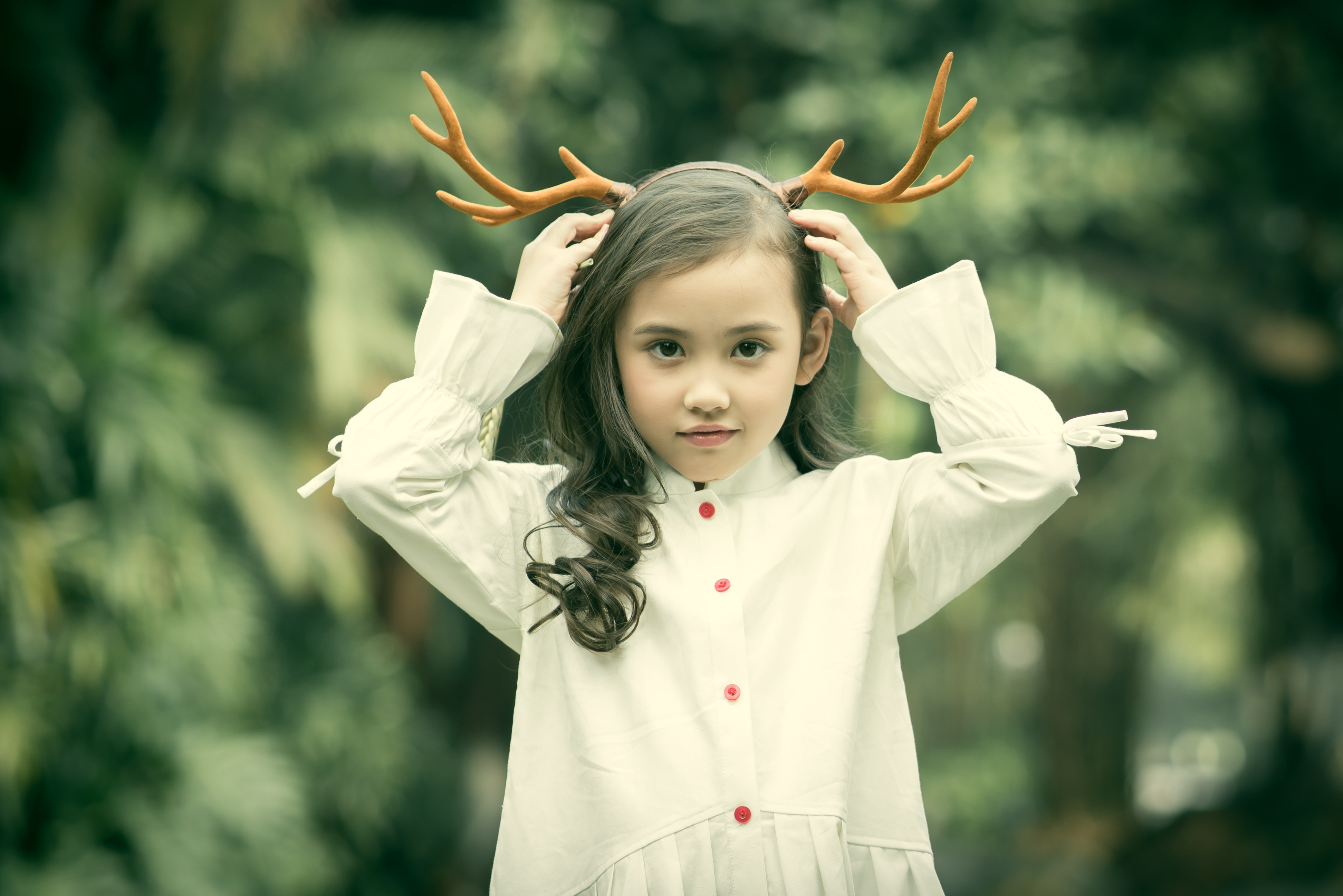  p>宋梓欣,中美混血女孩,2010年1月26日出生于广东中山.