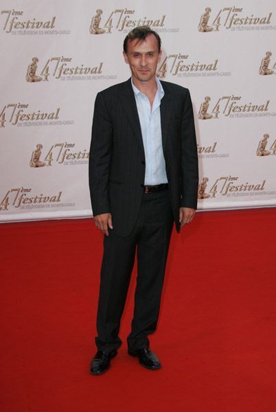  p>罗伯特·克耐普( i>robert knepper /i>),1959年7月8日生于俄亥俄