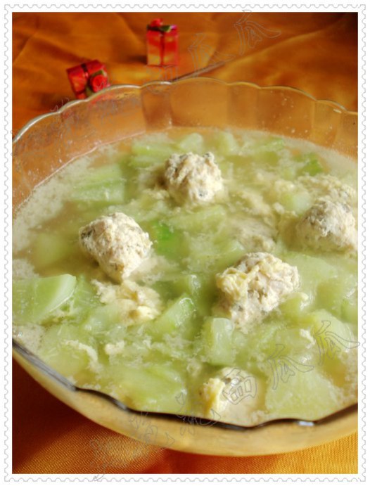 胡萝卜鸡肉丸子