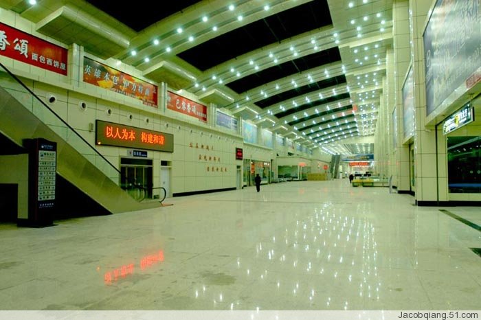  p data-id="gnvjhqc8ck">临沂长途汽车站新站的建成.