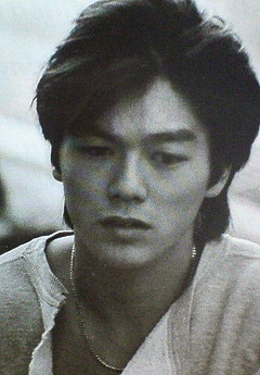  p>尾崎丰(おざき ゆたか,1965年11月29日-1992年4月25日),出生于日本