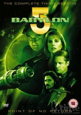 michael straczynski担任导演的一部科幻电视连续剧.