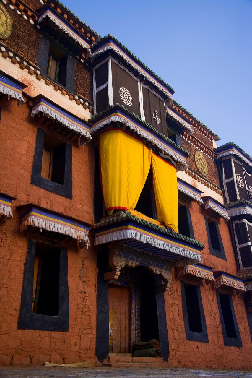  p>拉卜楞寺,位于甘肃省 a target="_blank" href="/item/甘南藏族