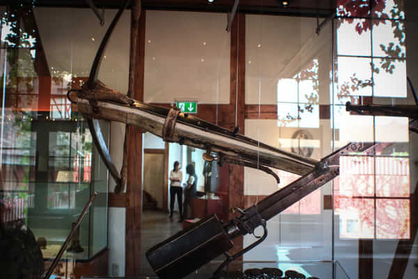 欧洲 /a> a target="_blank" href="/item/十字弓">十字弓 /a>系由