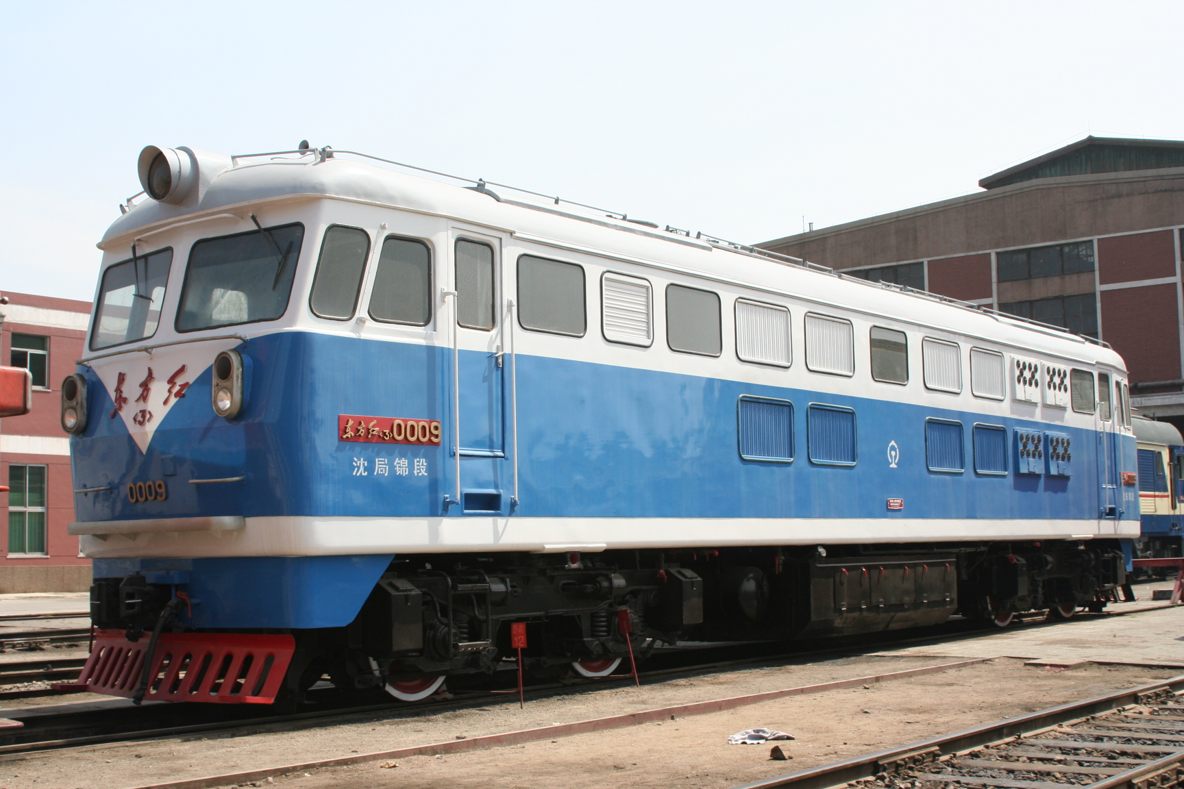 东方红3型内燃机车