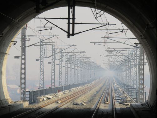  p>牡绥铁路(mudanjiang-suifenhe railway)又称牡绥线,牡绥快速铁路
