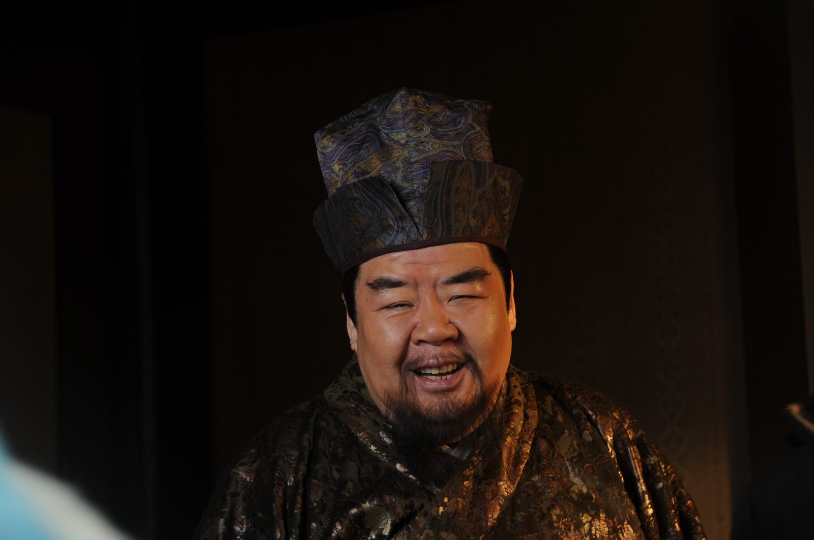  p>郑则仕(kent cheng),1951年5月22日出生于广东省汕头市潮阳区,中国