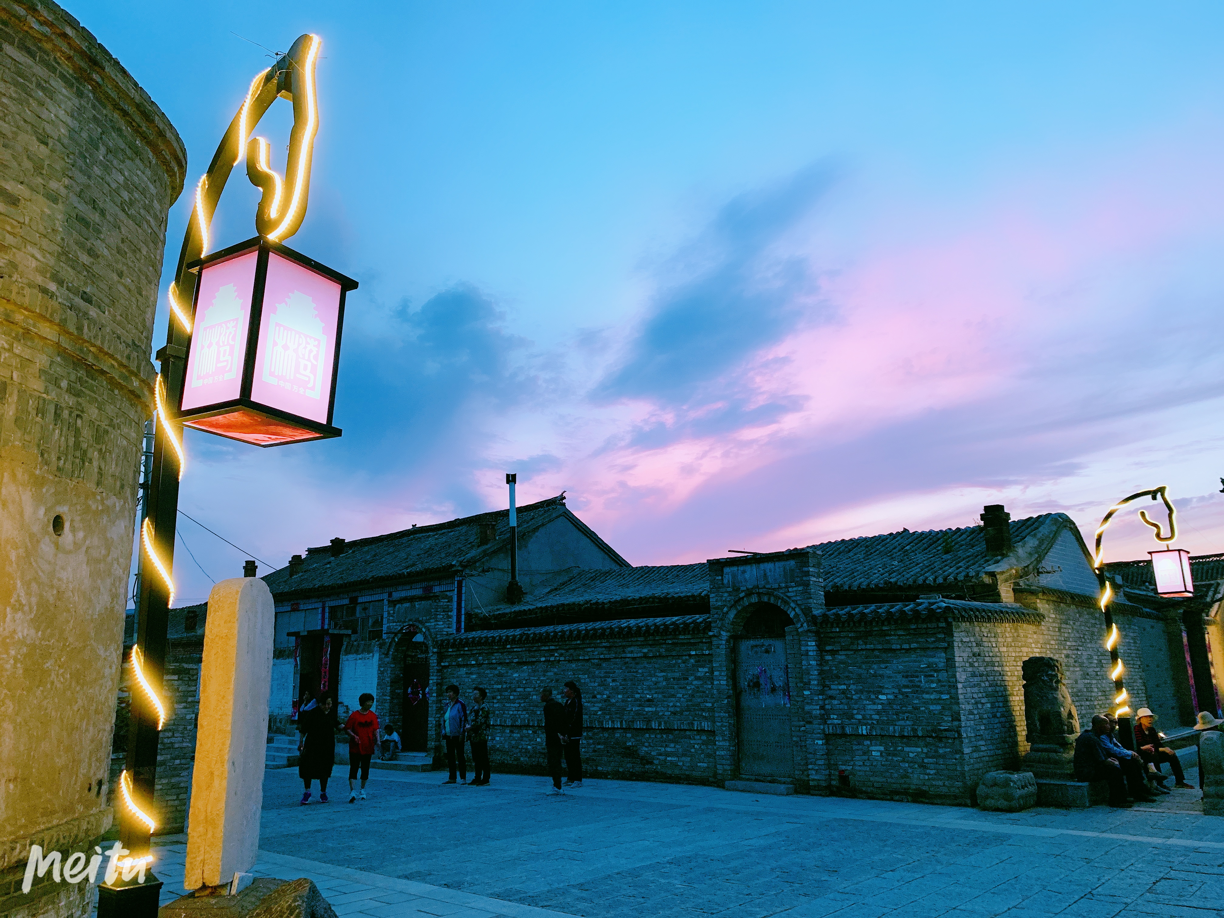  p>洗马林玉皇阁位于河北省张家口市万全区洗马林镇. /p>