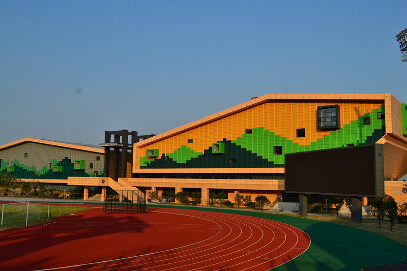 诸暨海亮高级中学