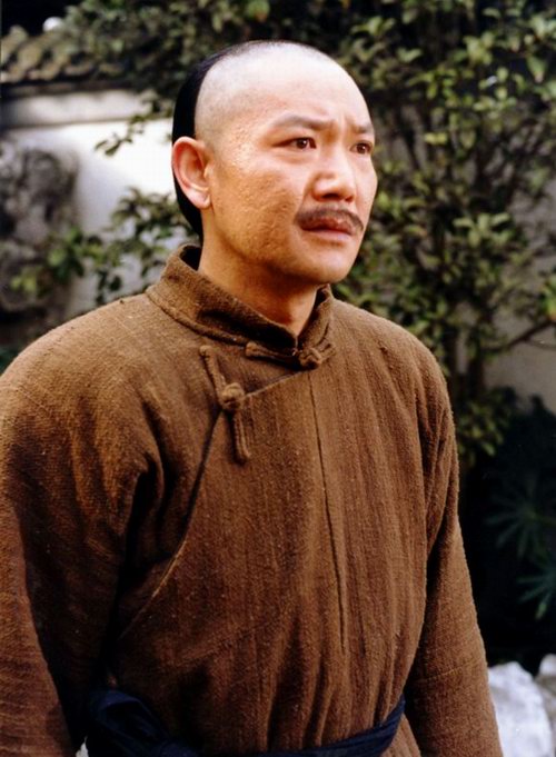 《曹雪芹》是由中央电视台中国电视剧制作