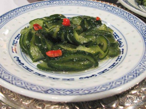 厉家菜(英文名:family li restaurant,拼音是lì jiā cài),位于北京