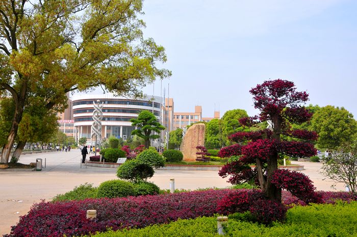 湖南工程学院图书馆