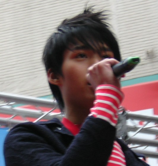 偶像组合 a target="_blank" href="/item/可米小子/241605