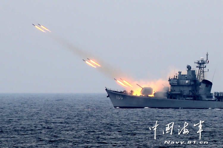 166珠海号导弹驱逐舰