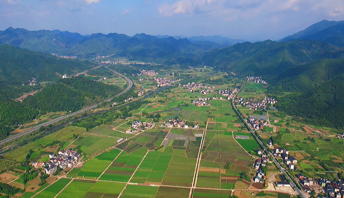  p>杨林镇,隶属于云南省昆明市嵩明县,地处 a target="_blank" href="