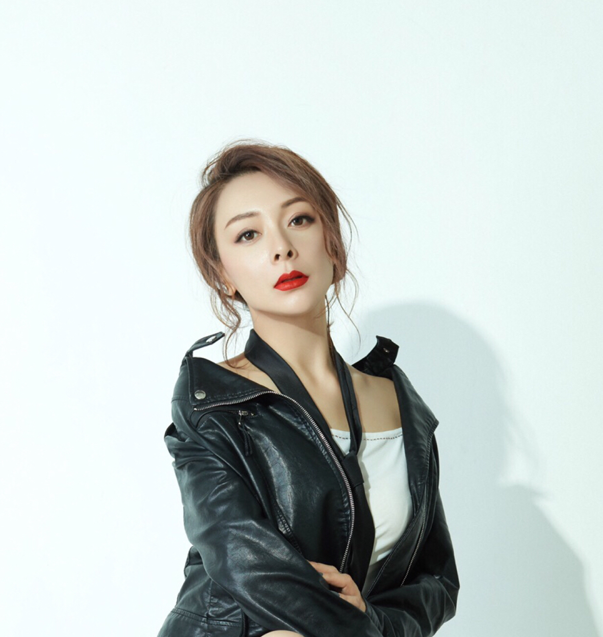  p data-id="gnauz8emek">刘薇,中国内地女演员 sup data-ctrid="2y63