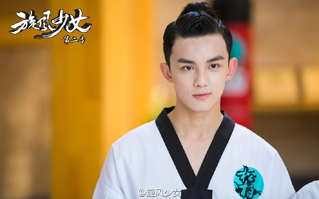  p data-id="gnzqpux9tm">胡亦枫, a target=