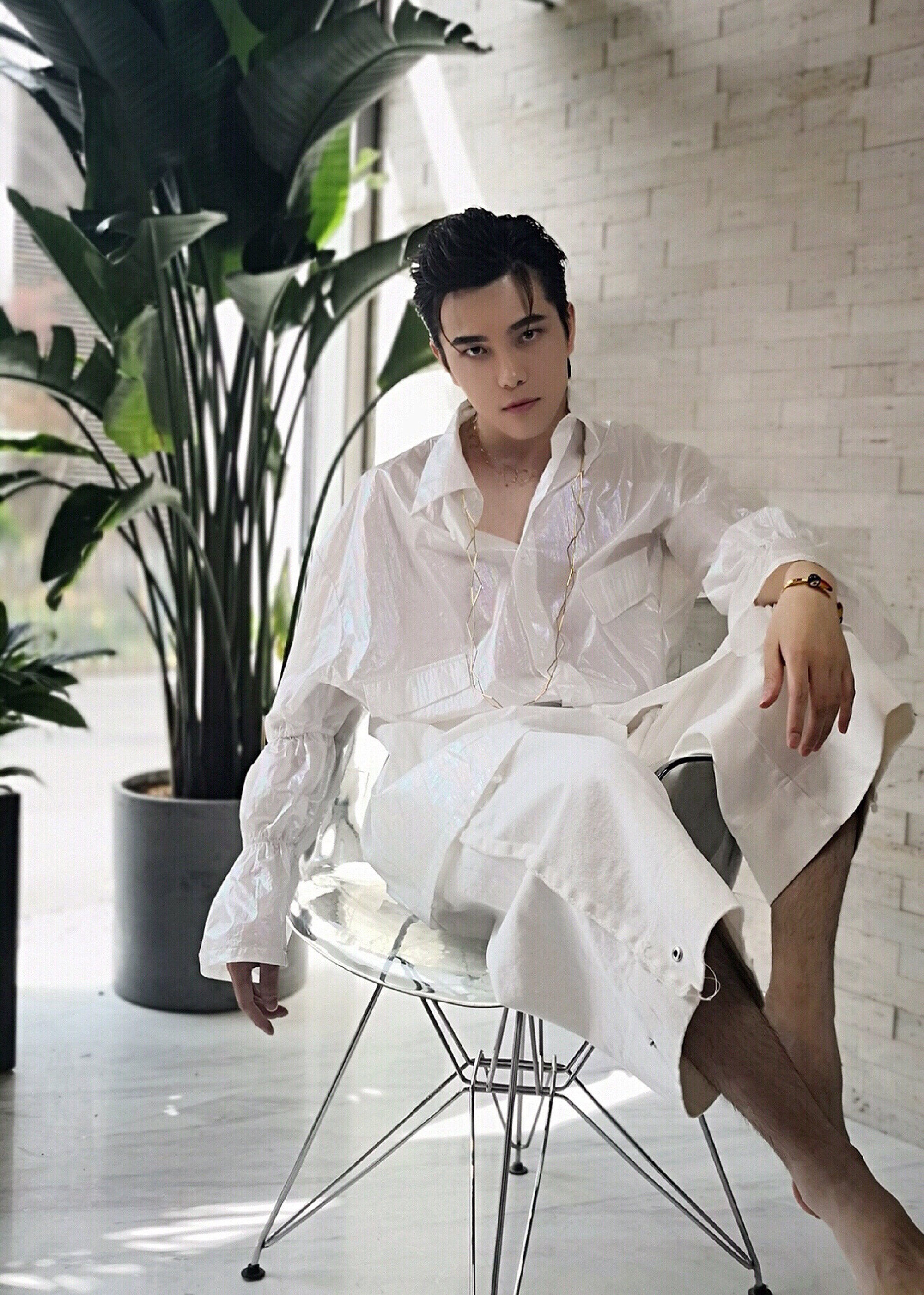 1990年10月28日生于江苏省连云港市灌南县,中国内地影视男演员,流行乐