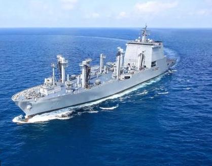 天池级舰队补给舰