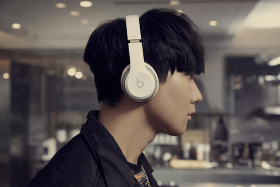  p>林俊杰(jj lin),1981年3月27日出生于新加坡,祖籍中国福建省厦门市