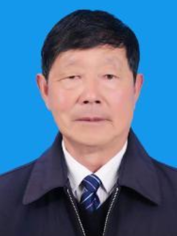 1953年7月出生,中共党员,云南省怒江州兰坪县老年大学银发志愿服务队