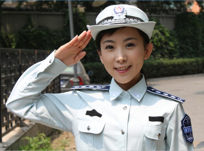 id="gnx55ye2vt">时嘉(又名时佳),出生于山西太原,中国内地女演员