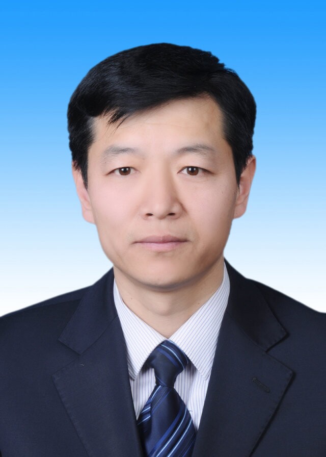 data-id="sgdtzc4f7hpl">曾任甘肃省白银市会宁县委副书记,县长