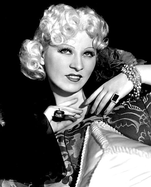  p>梅·韦斯特(mae west,1893年8月17日—1980年11月22日),出生于纽约