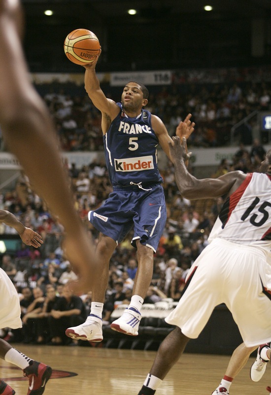  p>尼古拉斯·巴图姆(nicolas batum),1988年12月14日出生于 a target