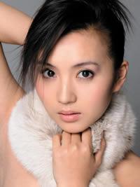  p data-id="gnwi57dmxe">抛媚眼(英文:leer,ogle),俗称放电,也叫眉目