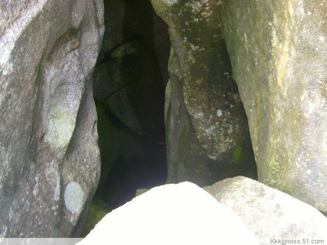  p>九龙洞位于福建省 a target="_blank" href="/item/福安市">福安市