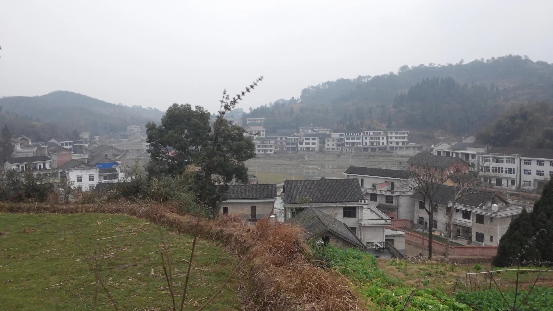 p>大熊村,座落于湖南省,娄底市,新化县,白溪镇,横岩乡/p>
