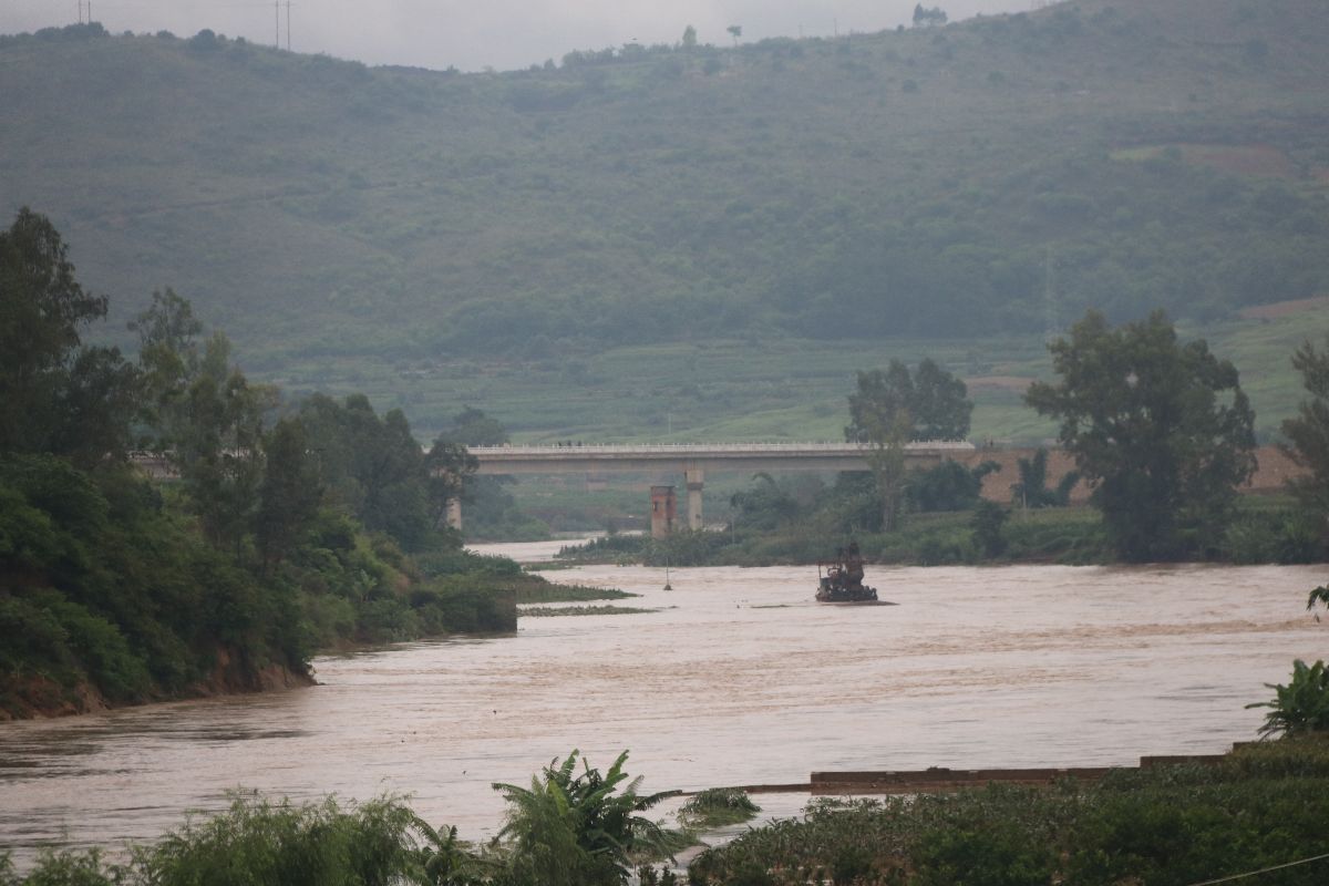  p>盘江乡,隶属于云南省红河哈尼族彝族自治州建水县,地处 a target="
