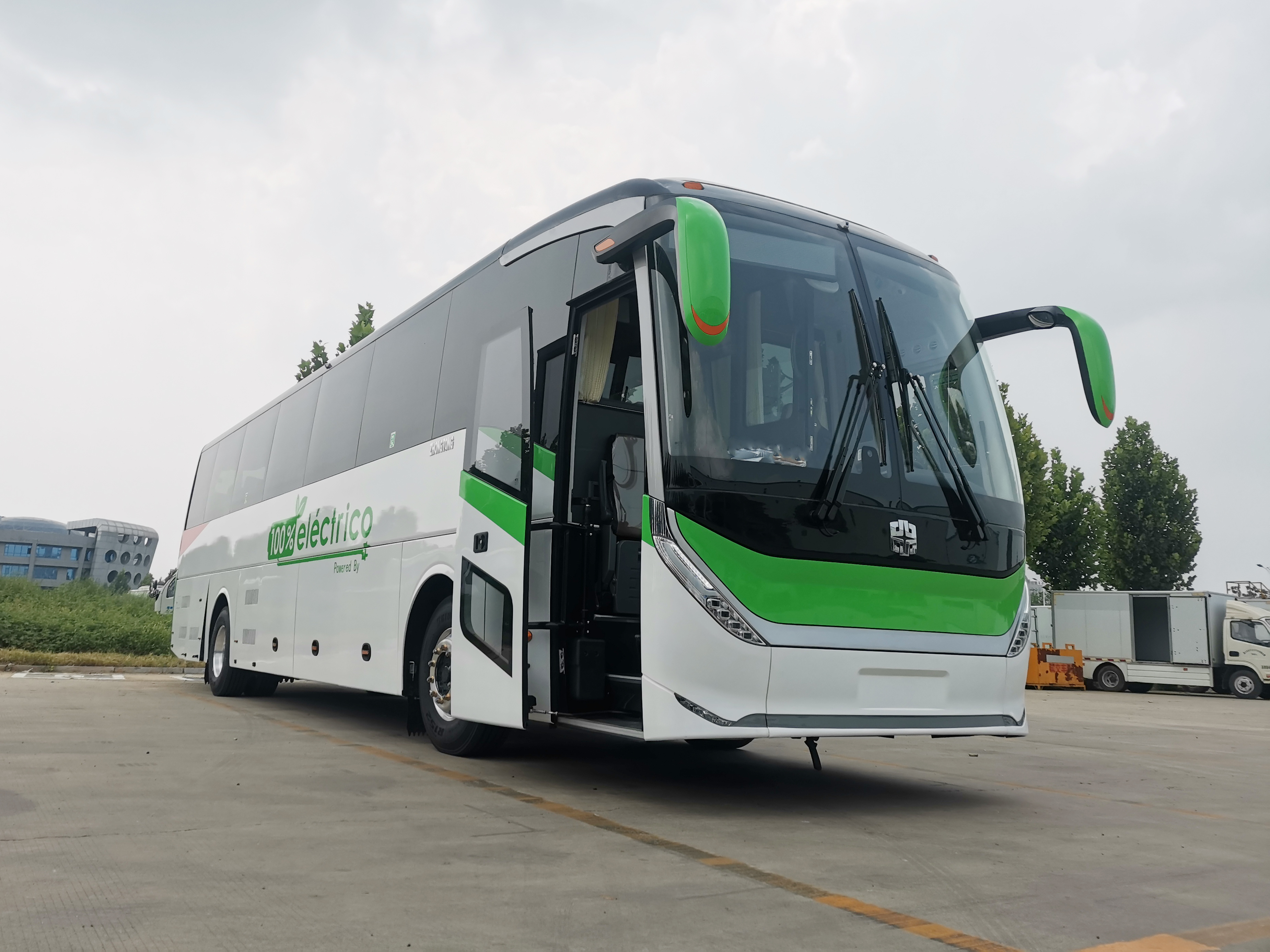 中通客车30座图片,中通客车38座图片_大山谷图库