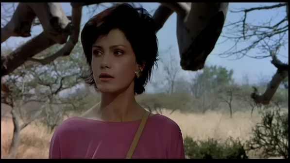 《上帝也疯狂2》剧照