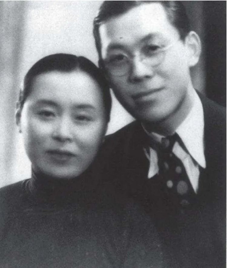 张幼仪再婚，征求儿子意见，徐积锴的回复，打脸徐志摩_百科TA说