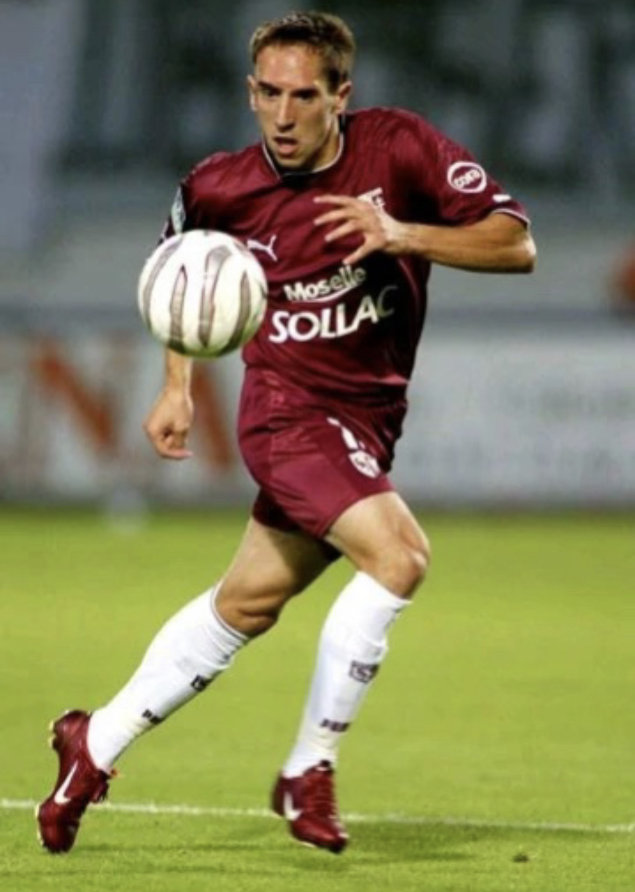  p>弗兰克·里贝里(franck ribéry),1983年4月7日出生于法国 a