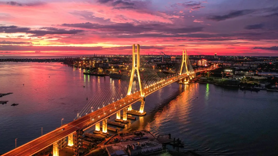  p data-id="sx1nhbuv5wyl"> 洋浦大桥,是中国海南省 a target="