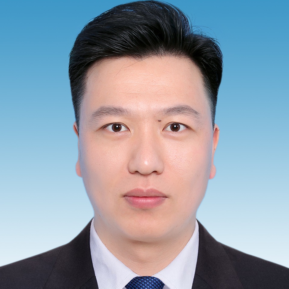  p>郑鉴珂,现任浙江省舟山市岱山县发展和改革局总经济师,党组成员,一