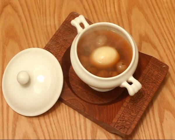 夜交藤煲鸡蛋汤