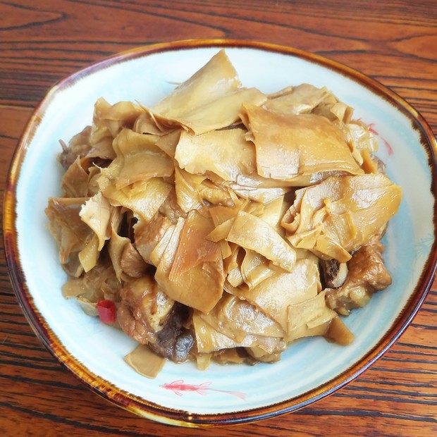 笋衣烧肉