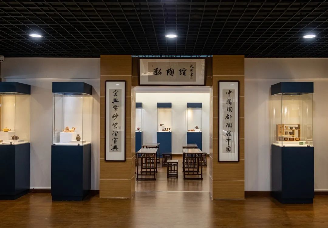 ="ref" data-ctrid="tbscmxqujbbr">宜兴市丁蜀高级中学创建于1938年