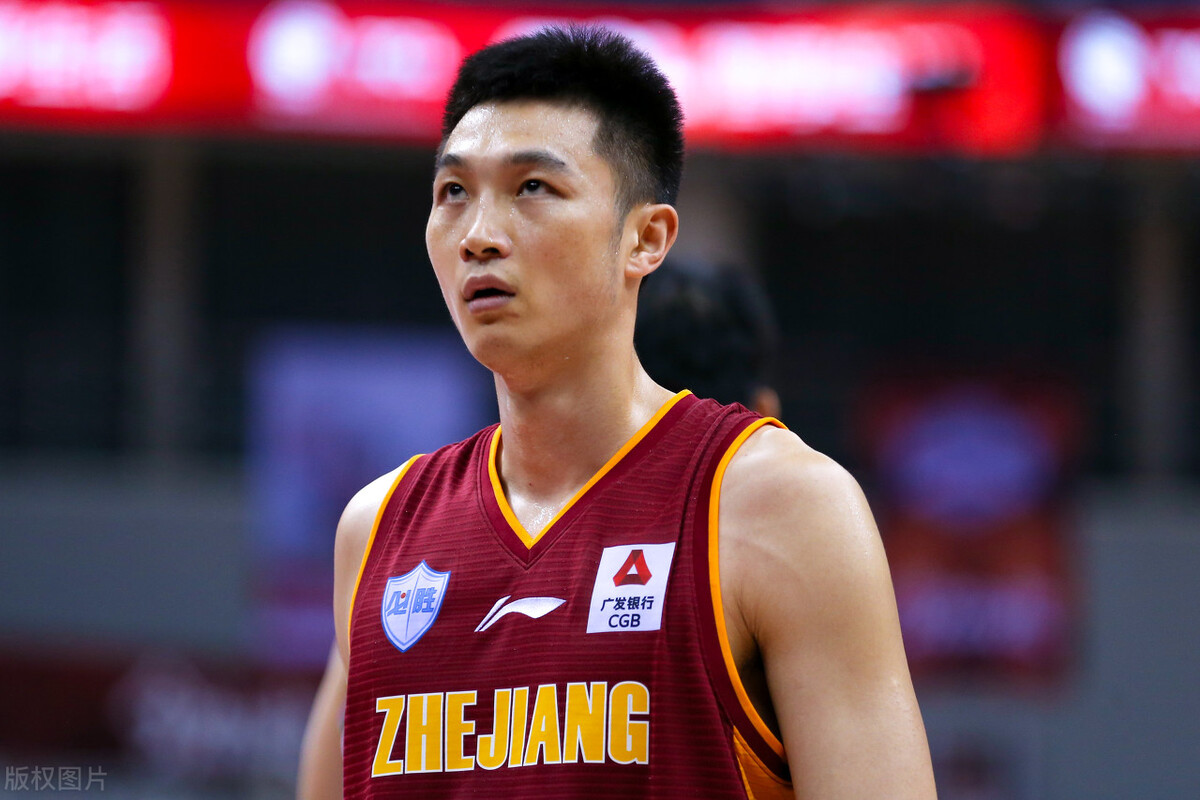 朱旭航,1993年12月24日出生于河南省洛阳市汝阳县,中国职业篮球运动员