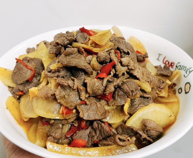 泡菜萝卜炒牛肉