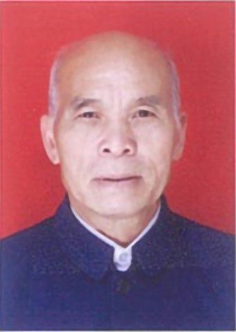 现任文山州麻栗坡县麻栗镇盘龙村委会小寨村小组小寨村党支部书记