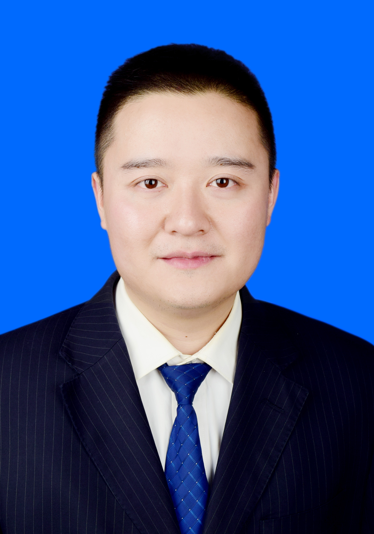 现任贵州省贵阳市乌当区投资促进局副局长.