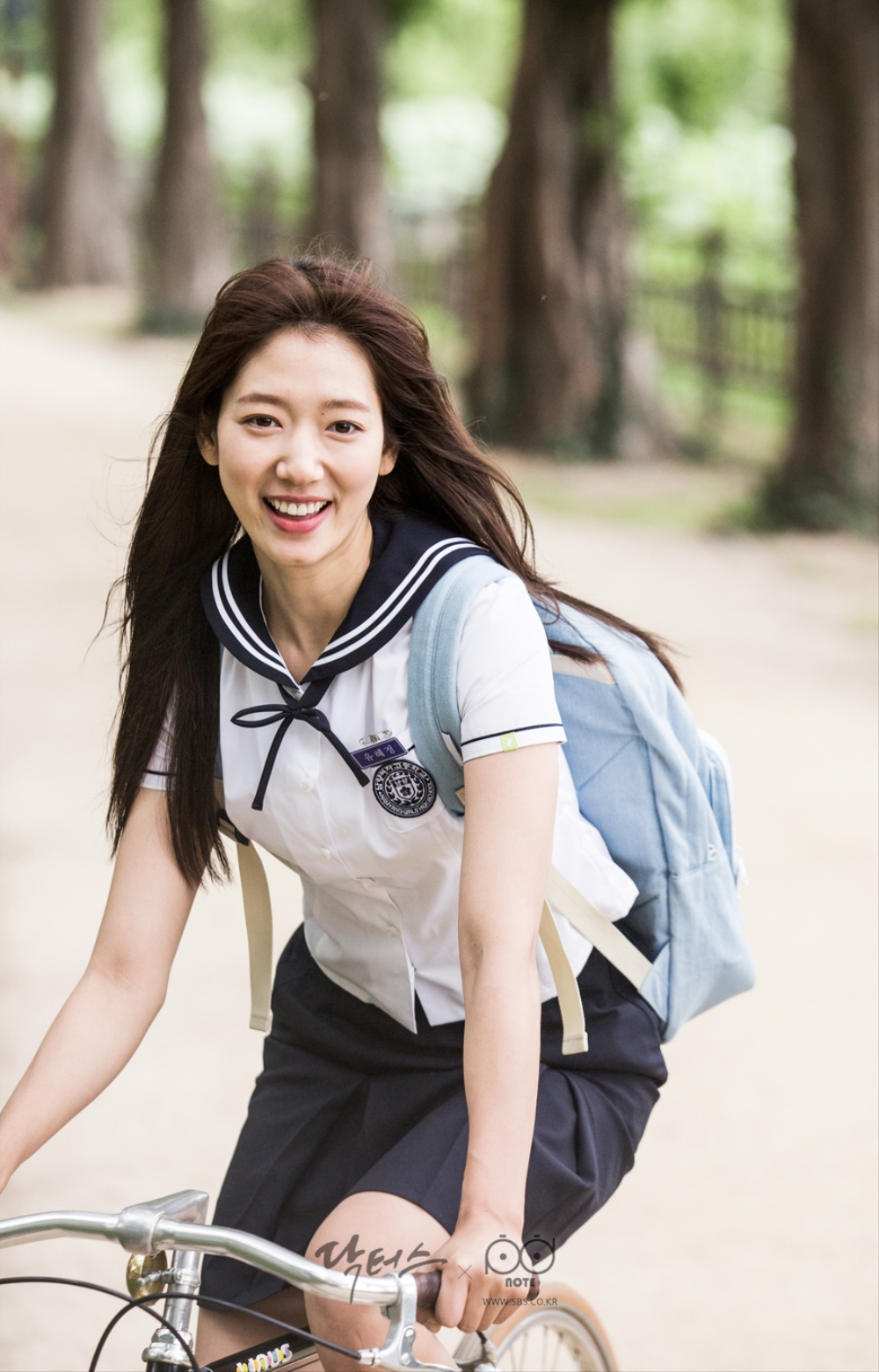  p>朴信惠 i>(         ,park shin hye) /i>,1990年2月18日出生于