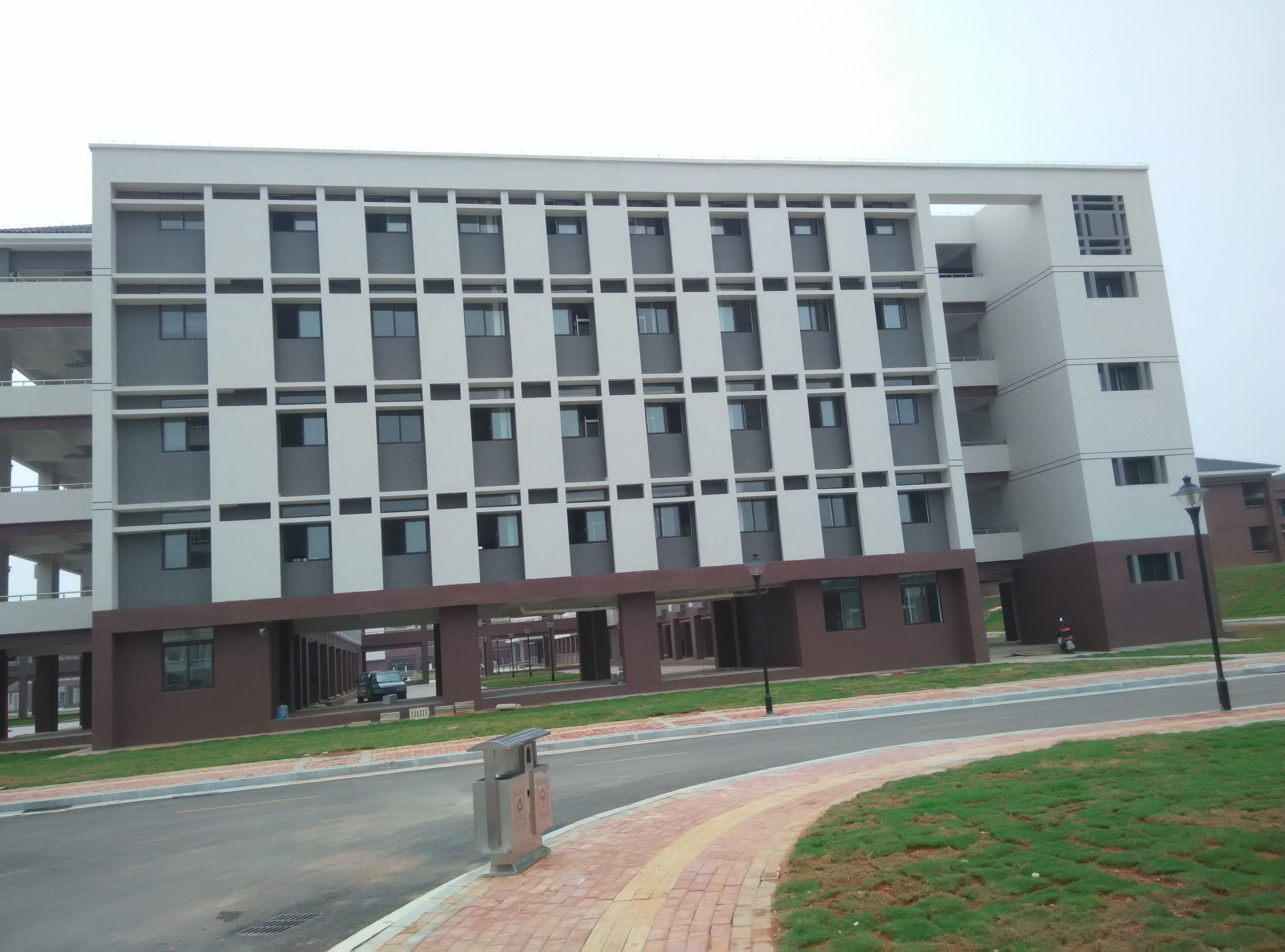  p>江西省兴国中学位于 a target="_blank" href="/item/赣州市